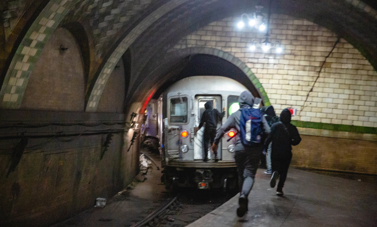 Subway Surfing – A Dangerous Trend Re-Emerges